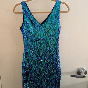 Mermaid sequin v neck dress